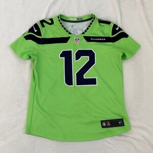 Seahawks Women's #12 Man Medium Nike Drifit Color Rush Action Green size